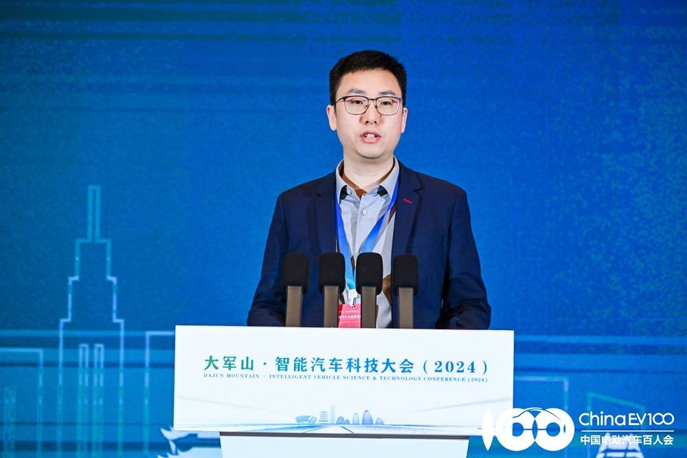 星纪魅族亮相军山·智能汽车科技大会 探讨汽车智能化新未来,